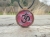 malowniczy-naszyjnik-om-obraz-zywica-epoksydowa-drewno-orzech-rekodzielo-drewniana-bizuteria-handmade-3.jpg