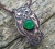 zawieszka-naszyjnik-magiczna-sowa-szmaragd-zloto-14k-drewno-orzech-heban-rekodzielo-drewniana-bizuteria-handmade-2.jpg