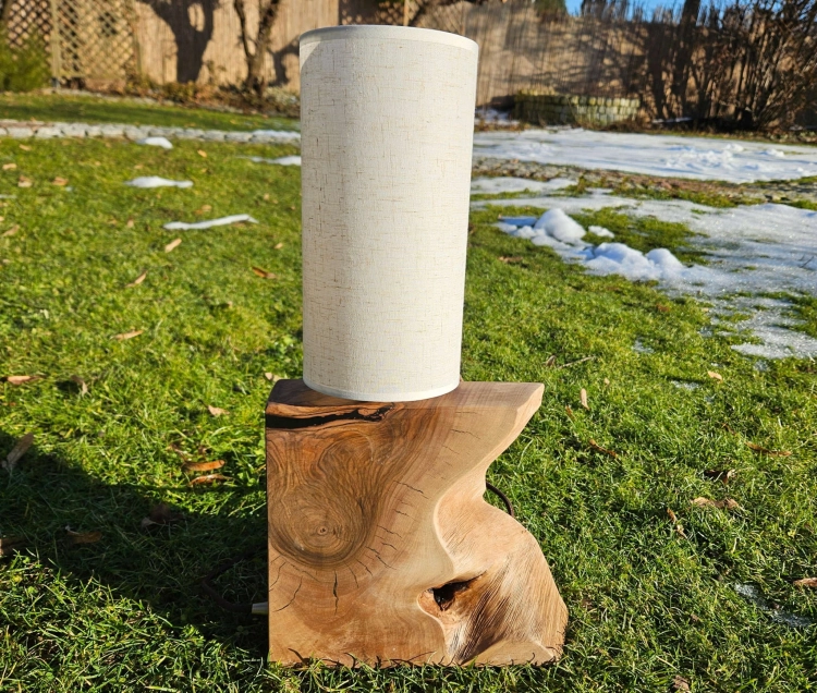 lampa-orzechowa-finezja-drewno-orzech-rekodzielo-drewniana-lampa-handmade-12.jpg
