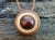 zawieszka-naszyjnik-tygrysi-blask-tygrysie-oko-drewno-palisander-dab-rekodzielo-bizuteria-drewniana-handmade-5.jpg